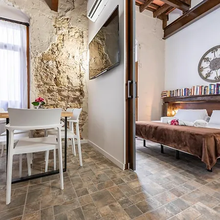 Old Town Experience Apartament *